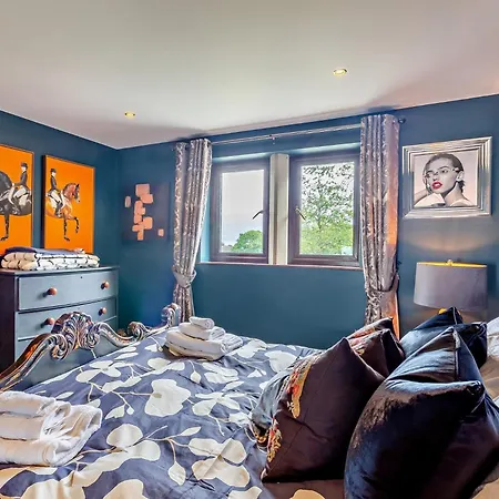 8 Bed In Pateley Bridge 95111 * Sawley (North Yorkshire)