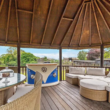 8 Bed In Pateley Bridge 95111 Holiday home Sawley (North Yorkshire)