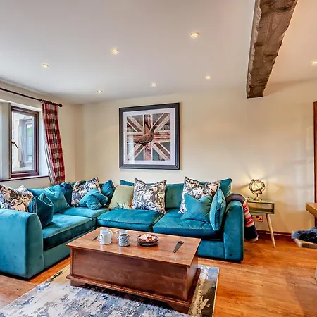 Holiday home 8 Bed In Pateley Bridge 95111 *